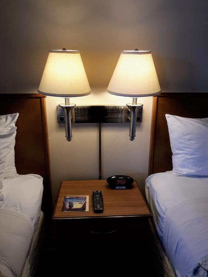 Bay Motel Грин Бэй Экстерьер фото